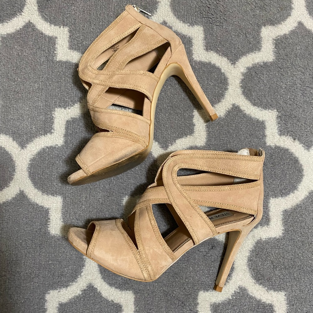 Steve Madden Nude Immence Strappy Sandals Size 7.5